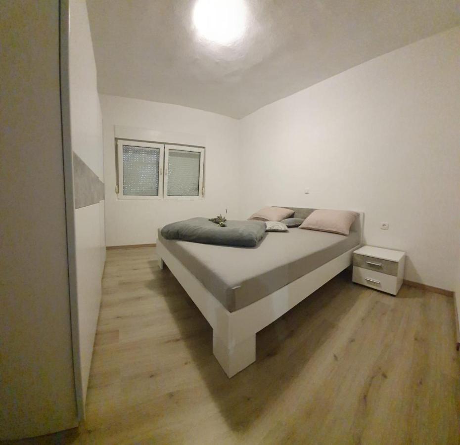 Apartman Školj Jovici  Exteriér fotografie