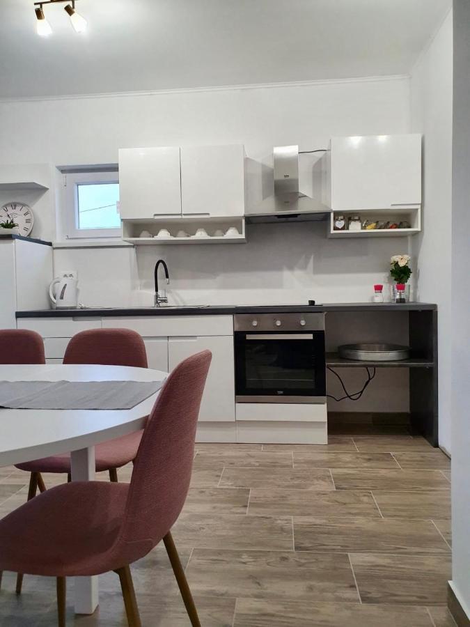 Apartman Školj Jovici  Exteriér fotografie
